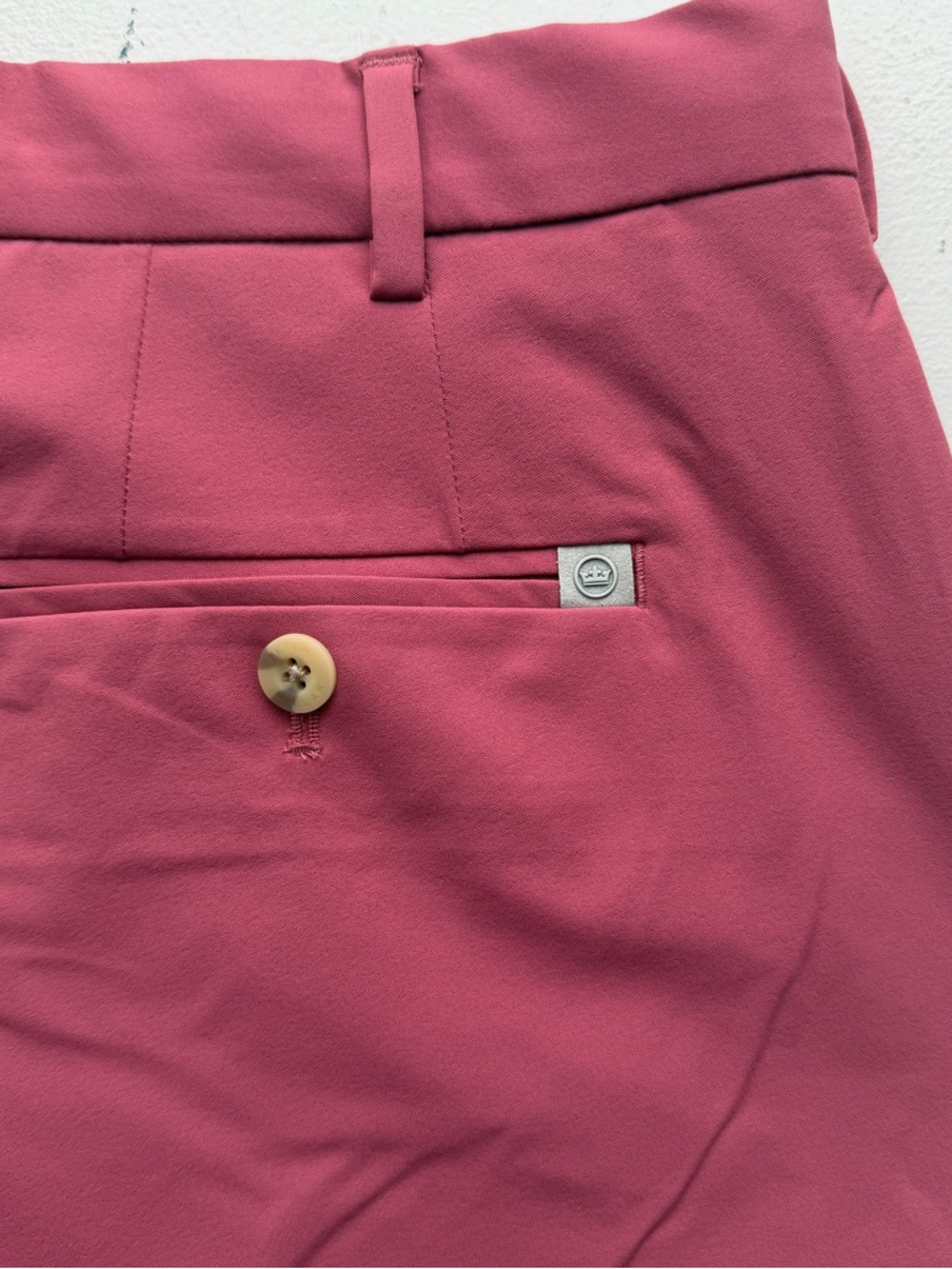 Peter Millar Crown Sports Men's Athletic Golf Shorts in Dusty Rose 33 - Picture 5 of 12